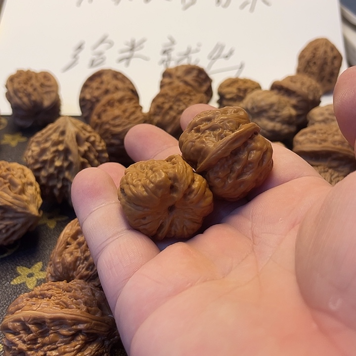 吊坠文玩核桃哇哇