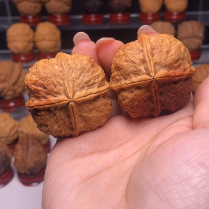 文玩核桃吊坠纯****付6红方印四楞