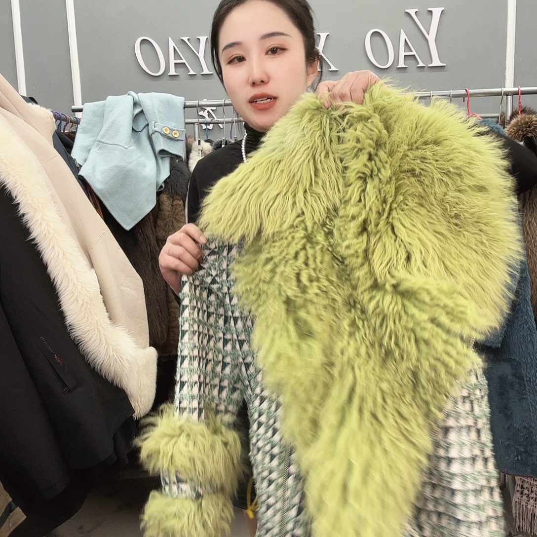 姚小妖家高端皮草