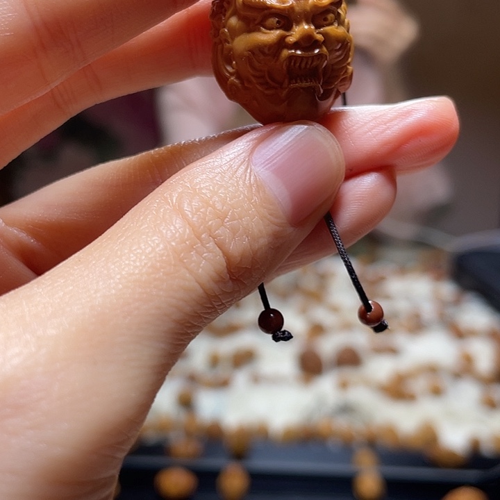 橄榄核吊坠大黑天
