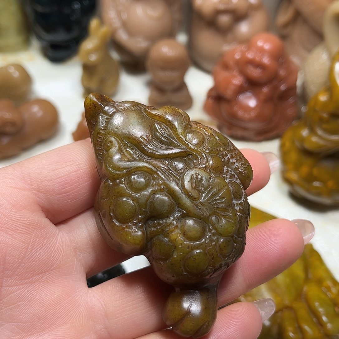 白玉菩提吊坠白玉菩提吊坠