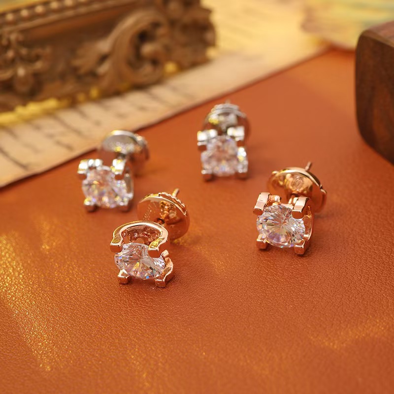 铜合金贝壳耳饰 铜合金耳钉镀金925银针时尚百搭轻奢