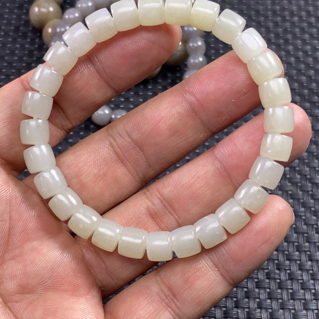 和田玉手链未镶嵌