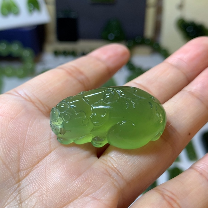 岫玉颈饰未镶嵌吊坠