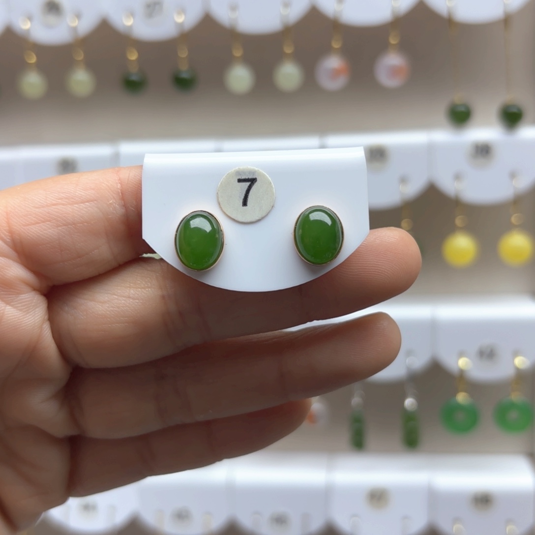 和田玉耳饰18K金镶嵌