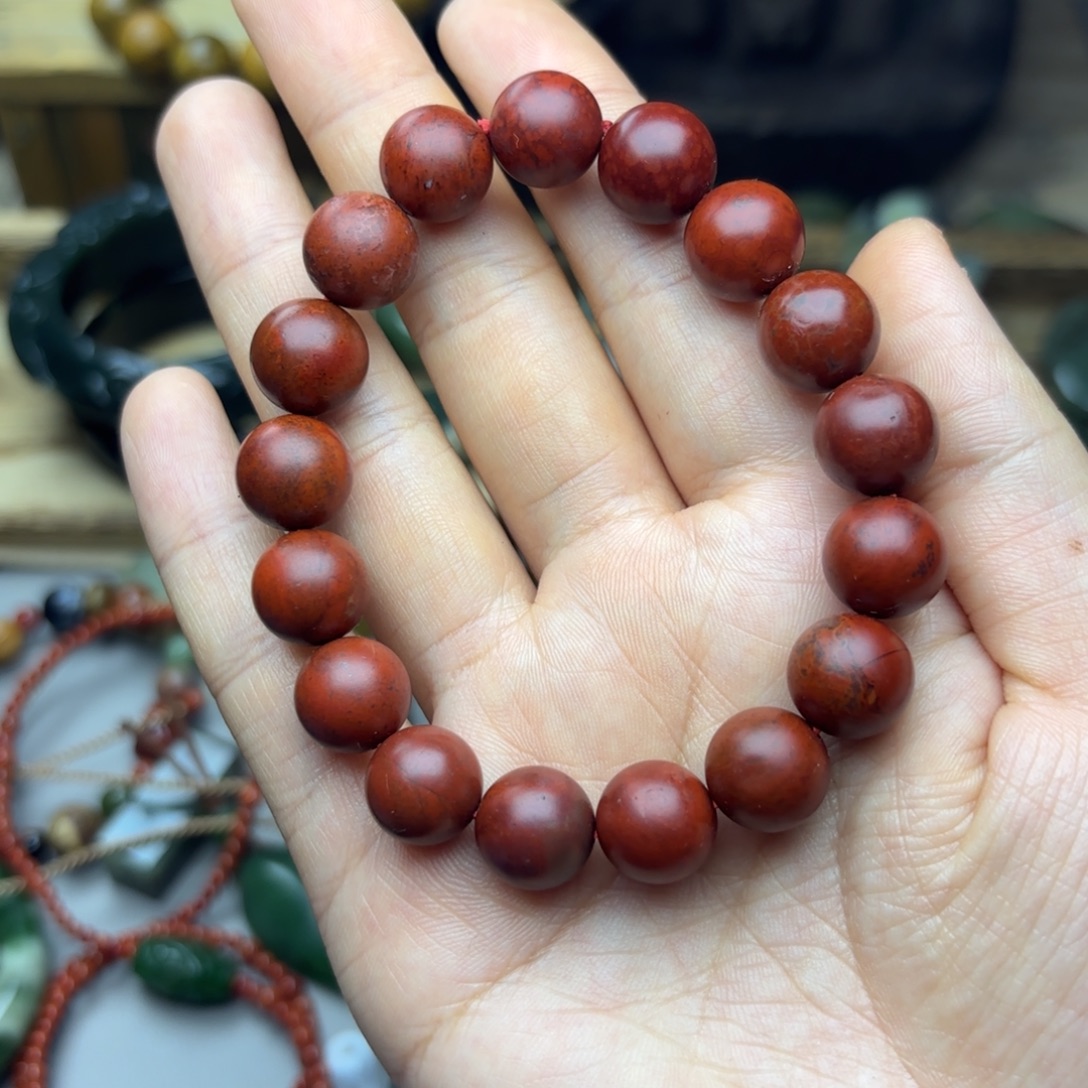 南红玛瑙未镶嵌颈饰