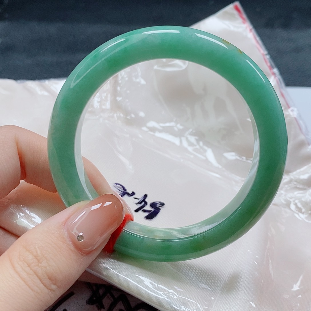 【闪购商品】未镶嵌手镯翡翠418号