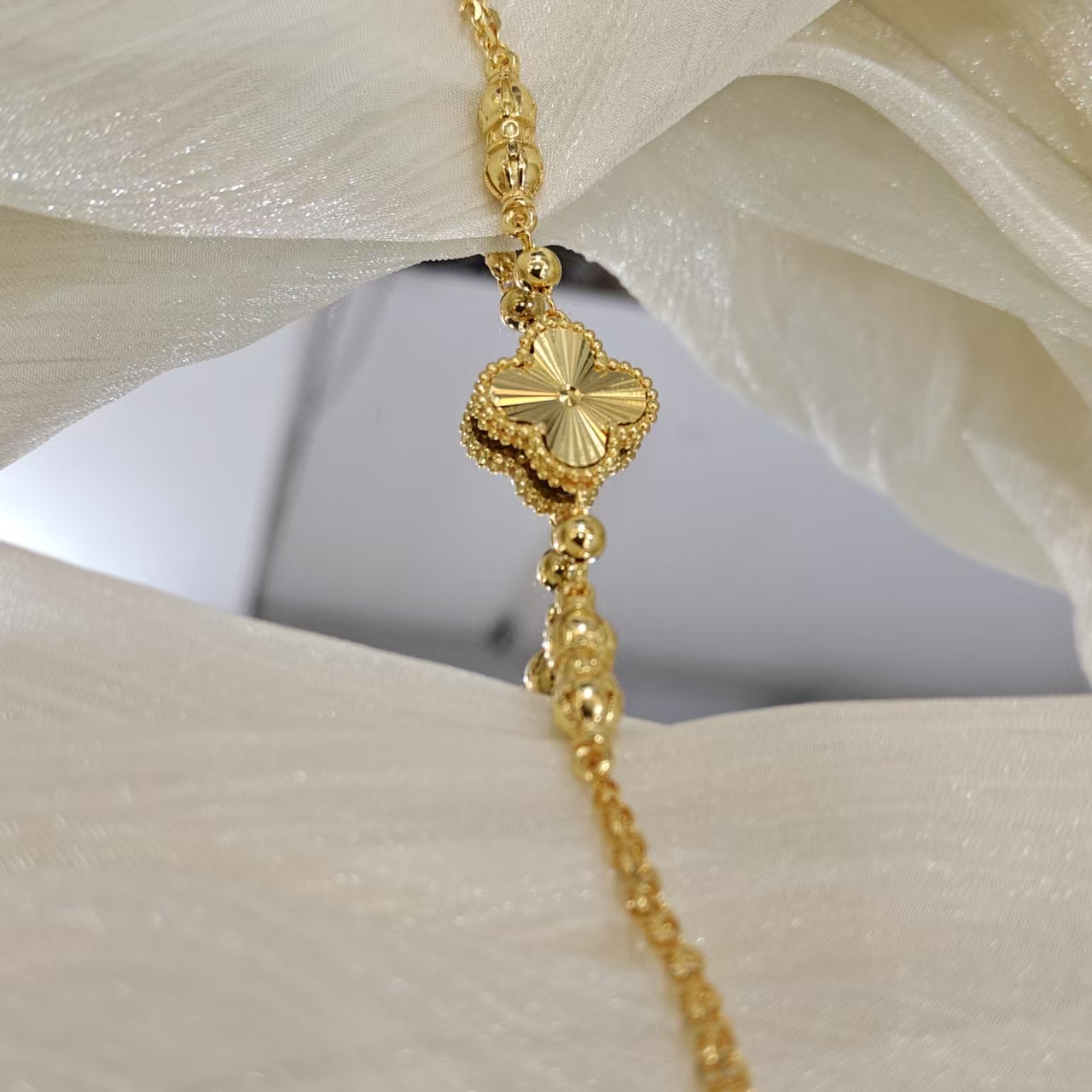 足银手链 【宝铺珠宝】 足银 999 金刚珠四叶草手链 BP00049