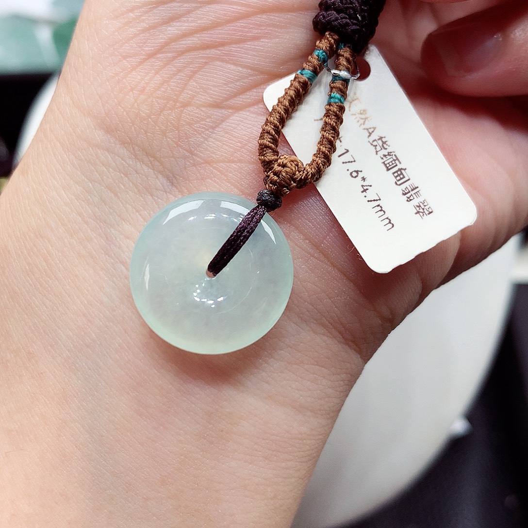 翡翠未镶嵌颈饰编号10，17.6/4.7