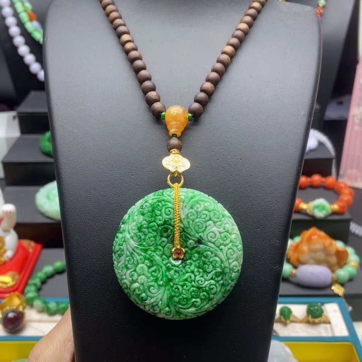 翡翠未镶嵌颈饰翡翠扣子