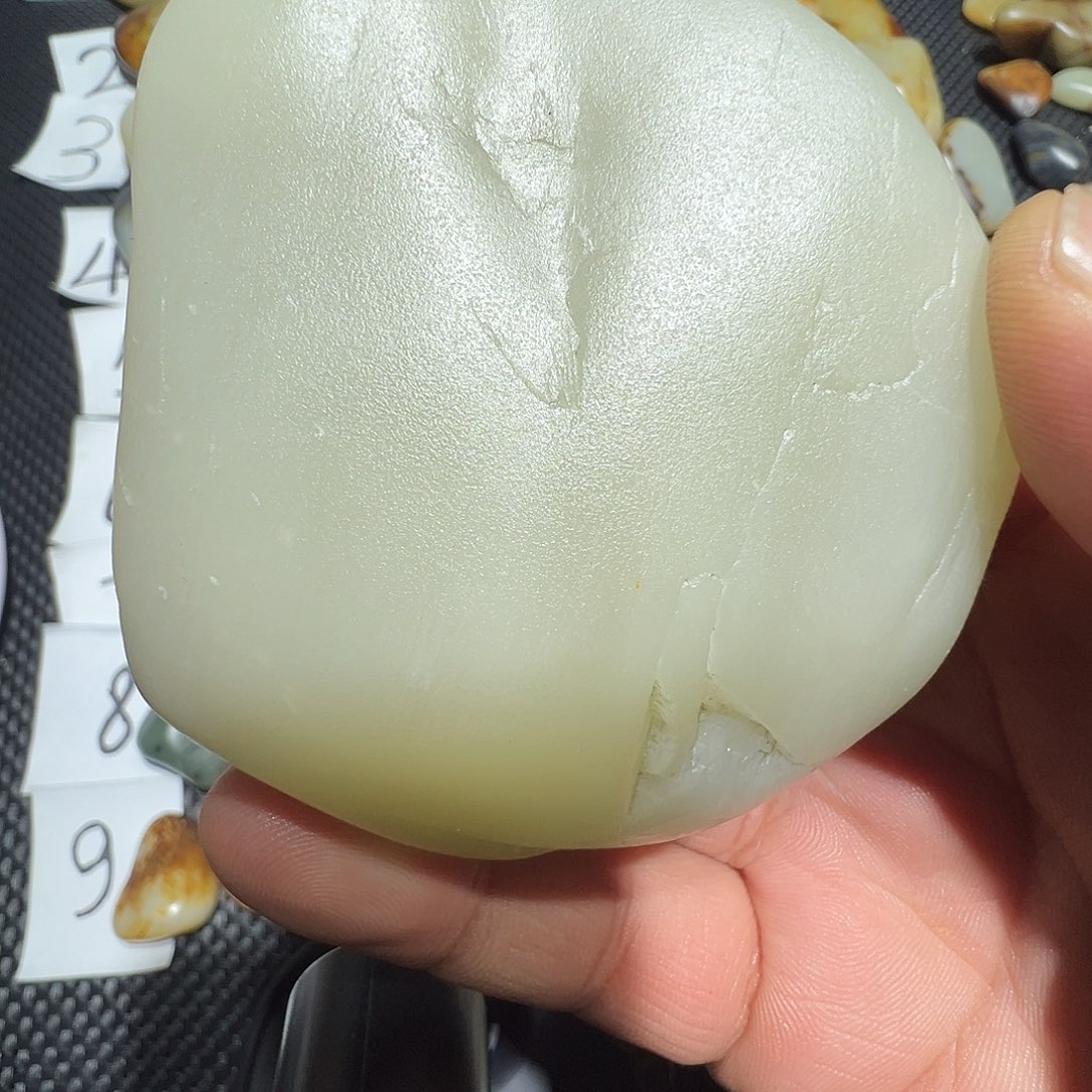 未镶嵌和田玉挂件珊**迟