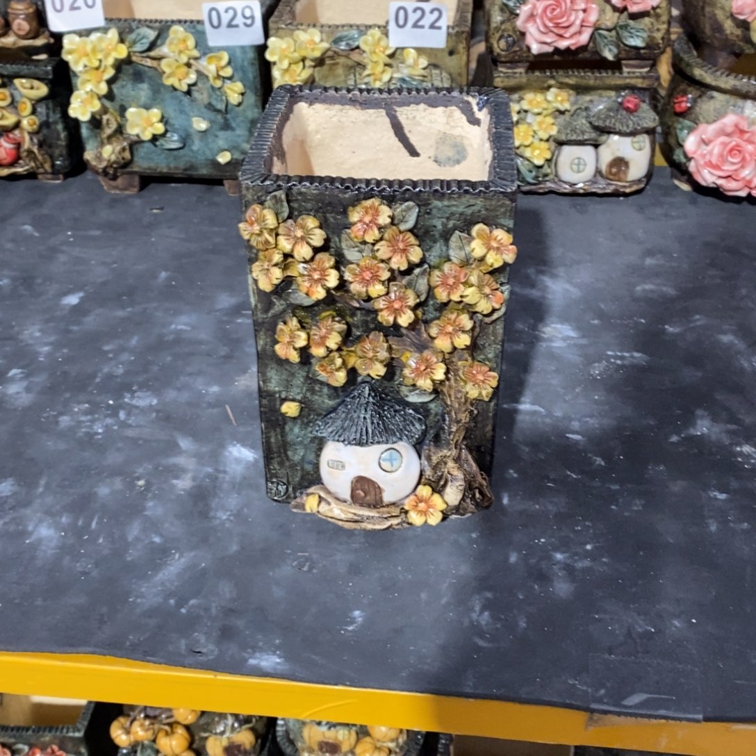 红陶青藤花器多肉花盆