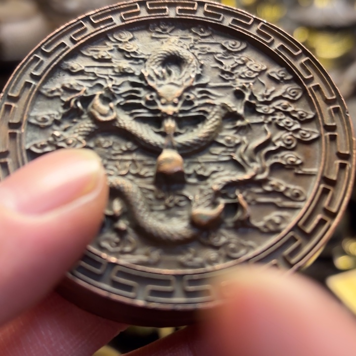 铜器摆件    点击下单