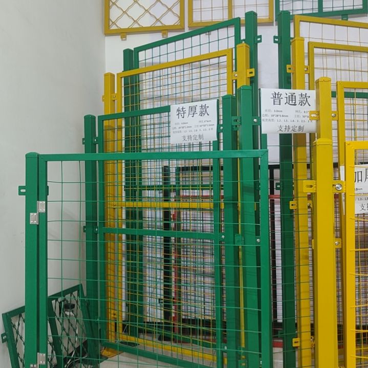 1.8*2米对开门 绿色预埋柱 普通款