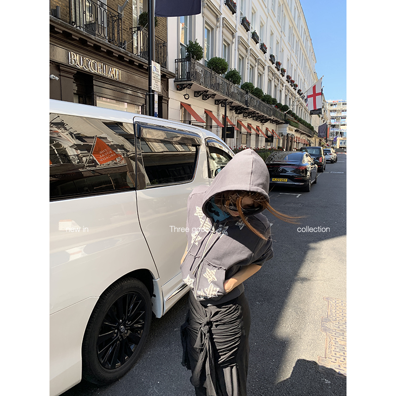 THREE GOOOD/三吉星星不规则贴补刺绣图案针织卫衣套装Y725D10989