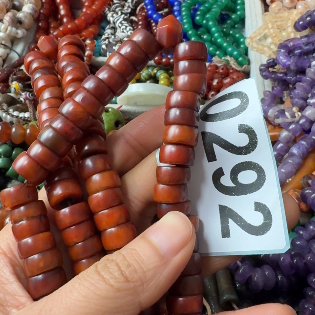 倔***卜玛瑙/玉髓未镶嵌颈饰