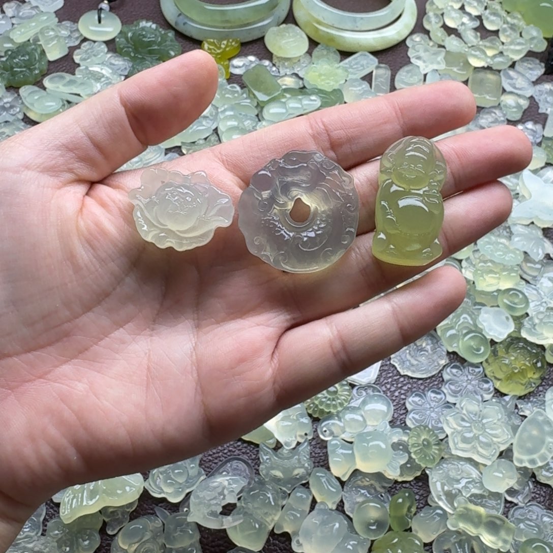 蛇纹石玉合金颈饰10米一个