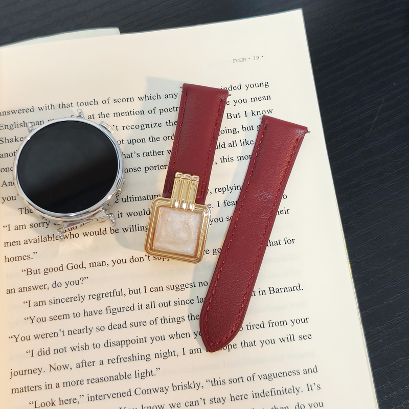 时亿适用gt4 5 6秋冬新款玫瑰故事真皮磁吸表带纯皮女高级感