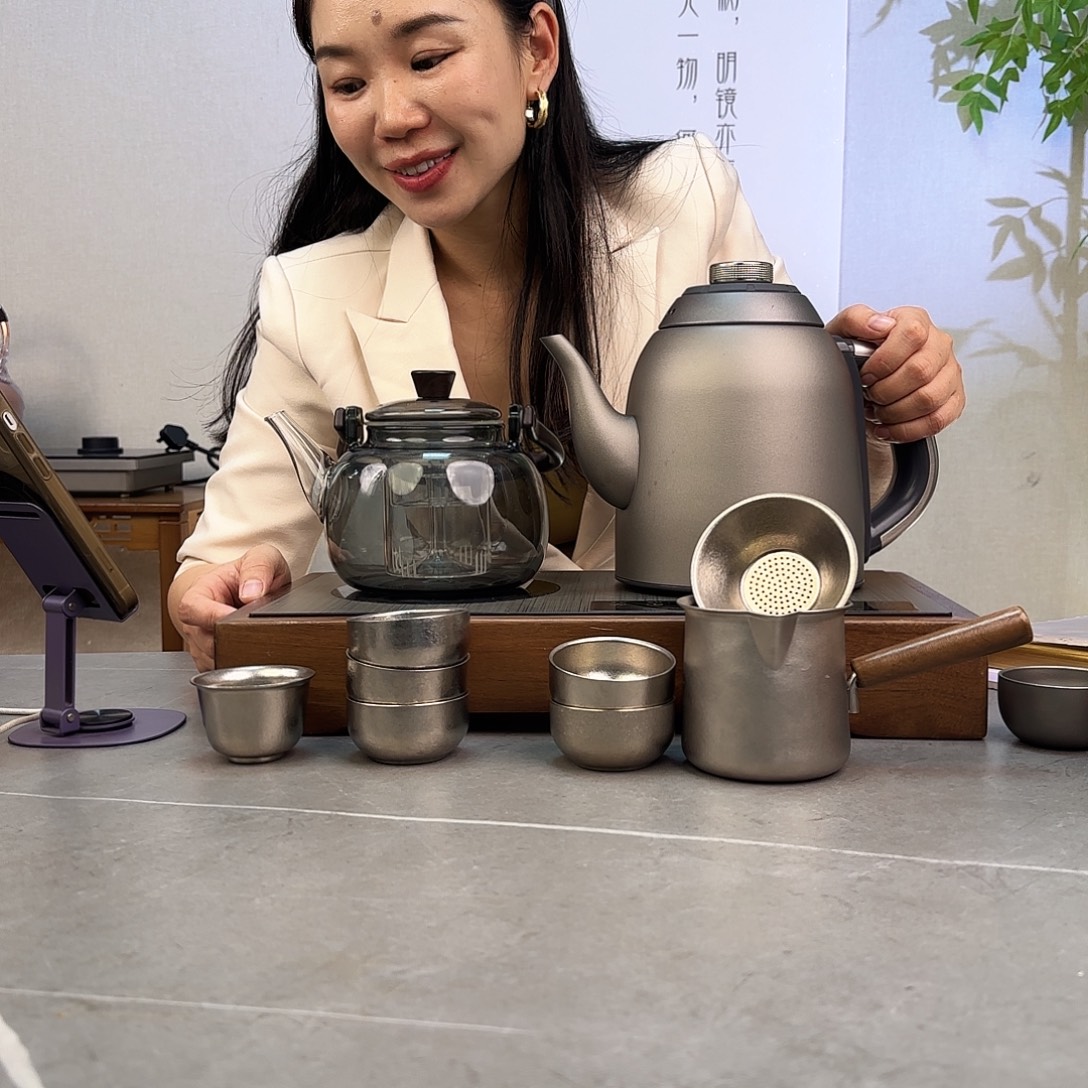 肖***金纯钛微可道纯钛烧水煮茶器