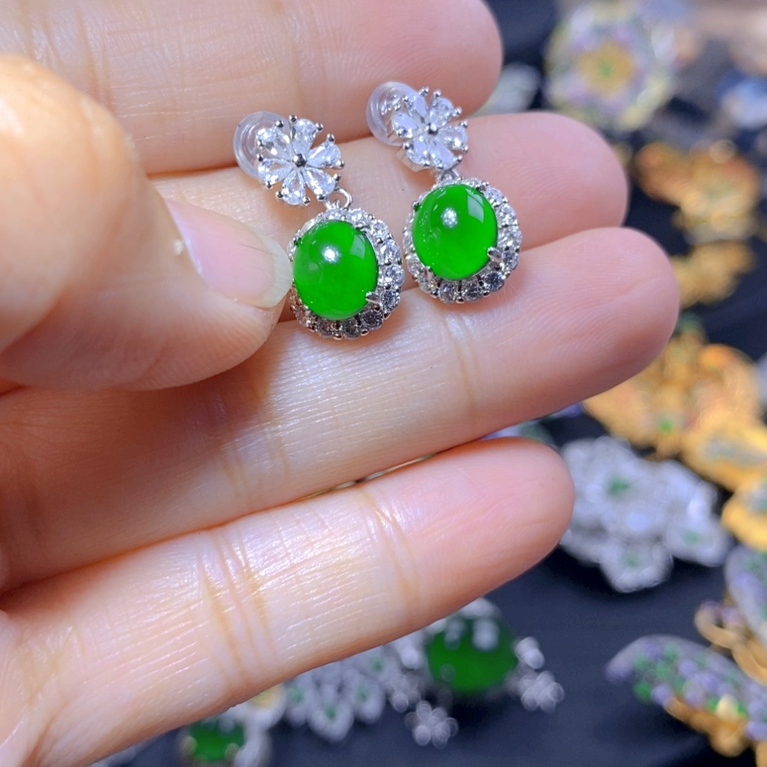 翡翠耳钉银S925镶嵌天然翡翠