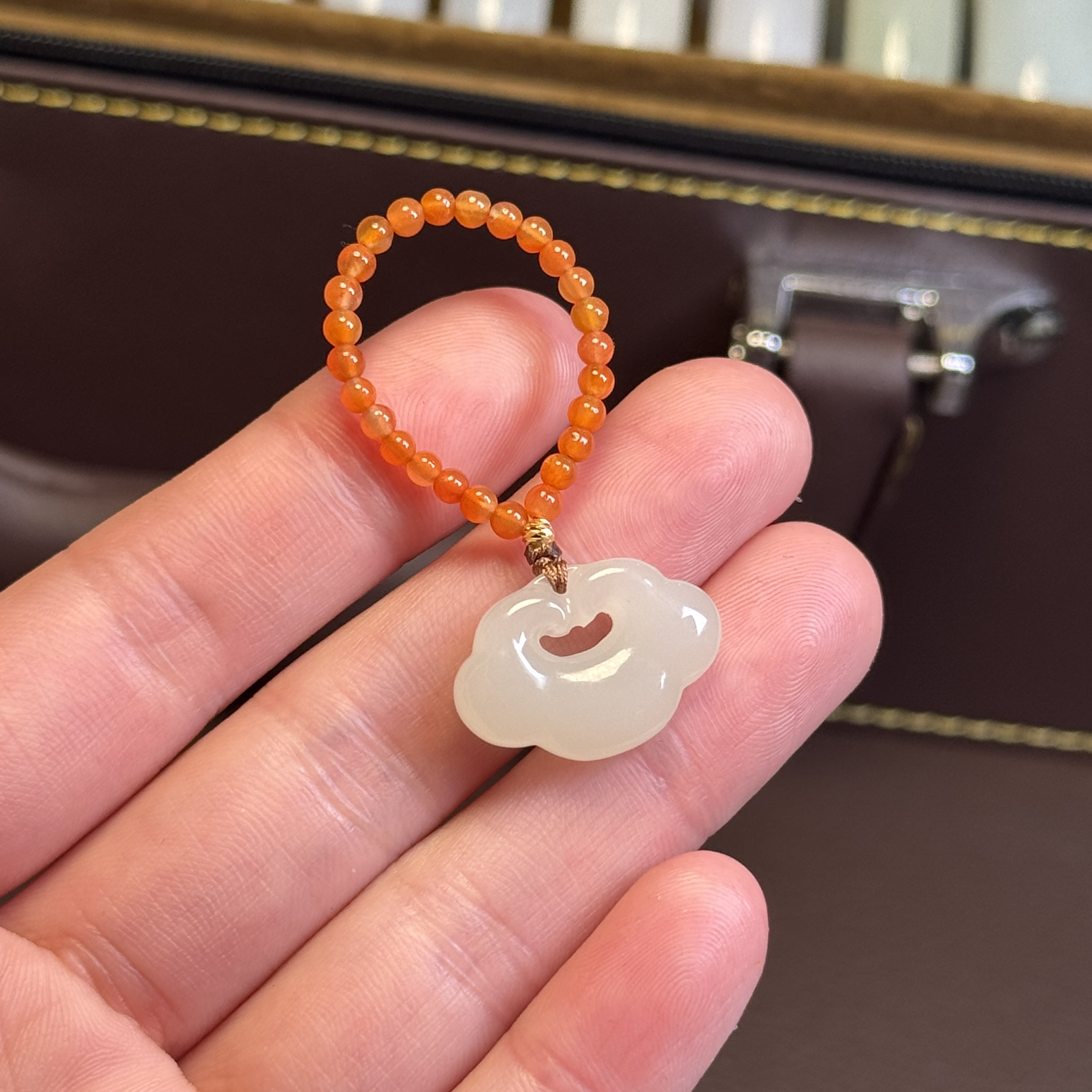 和田玉18k金珠高品质如意锁万能环