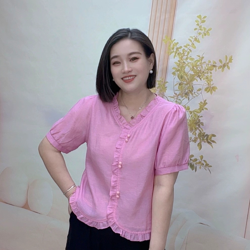 《清货》夏季时尚简约冰爽棉感设计 减龄款百搭上衣