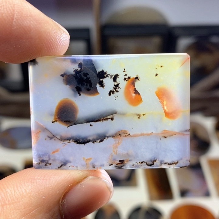 玛瑙/玉髓颈饰未镶嵌