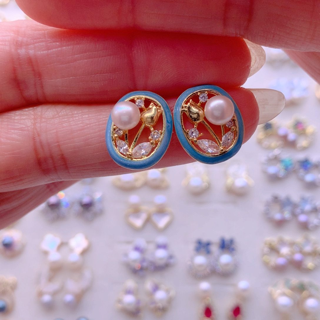 合金耳饰淡水珍珠