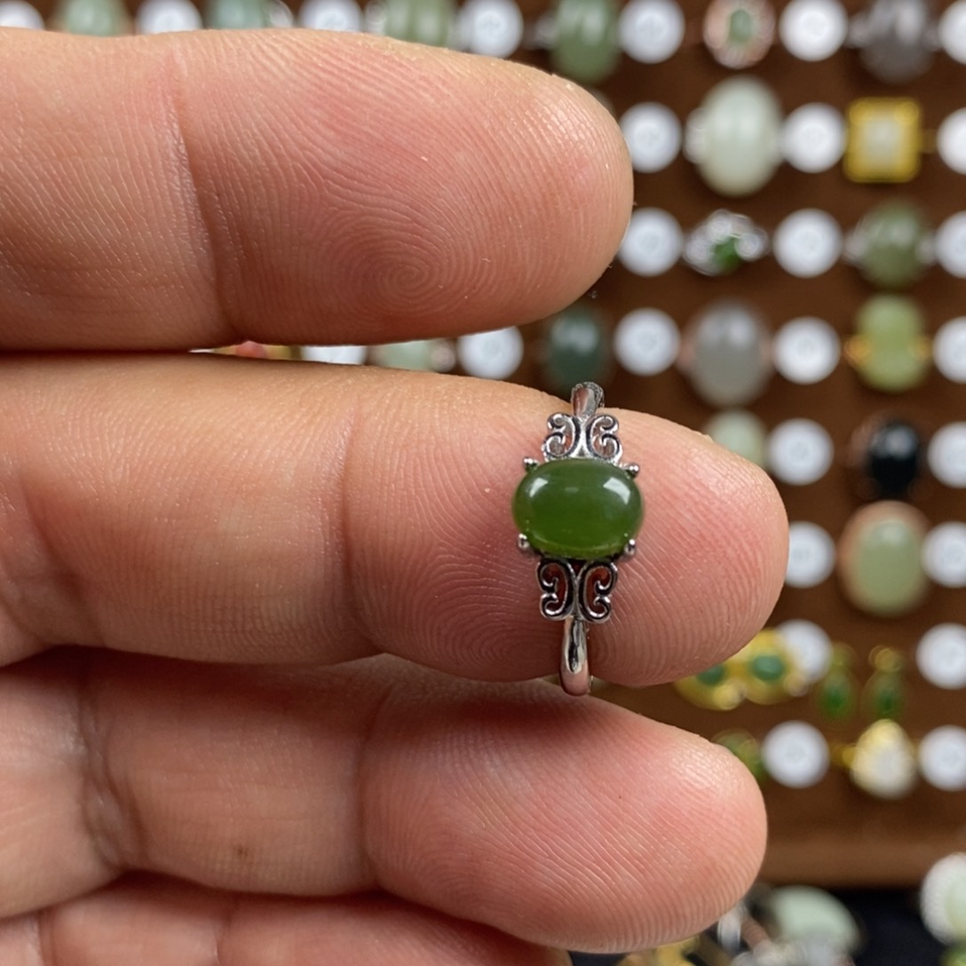 和田玉（碧玉）戒指合金