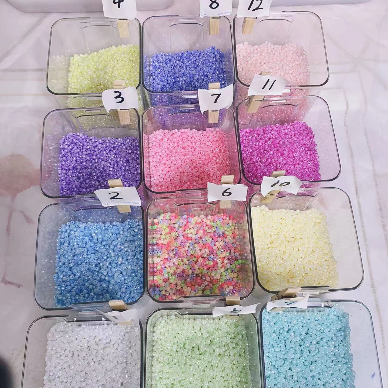 拍 电梯月牙四芒星涂色本