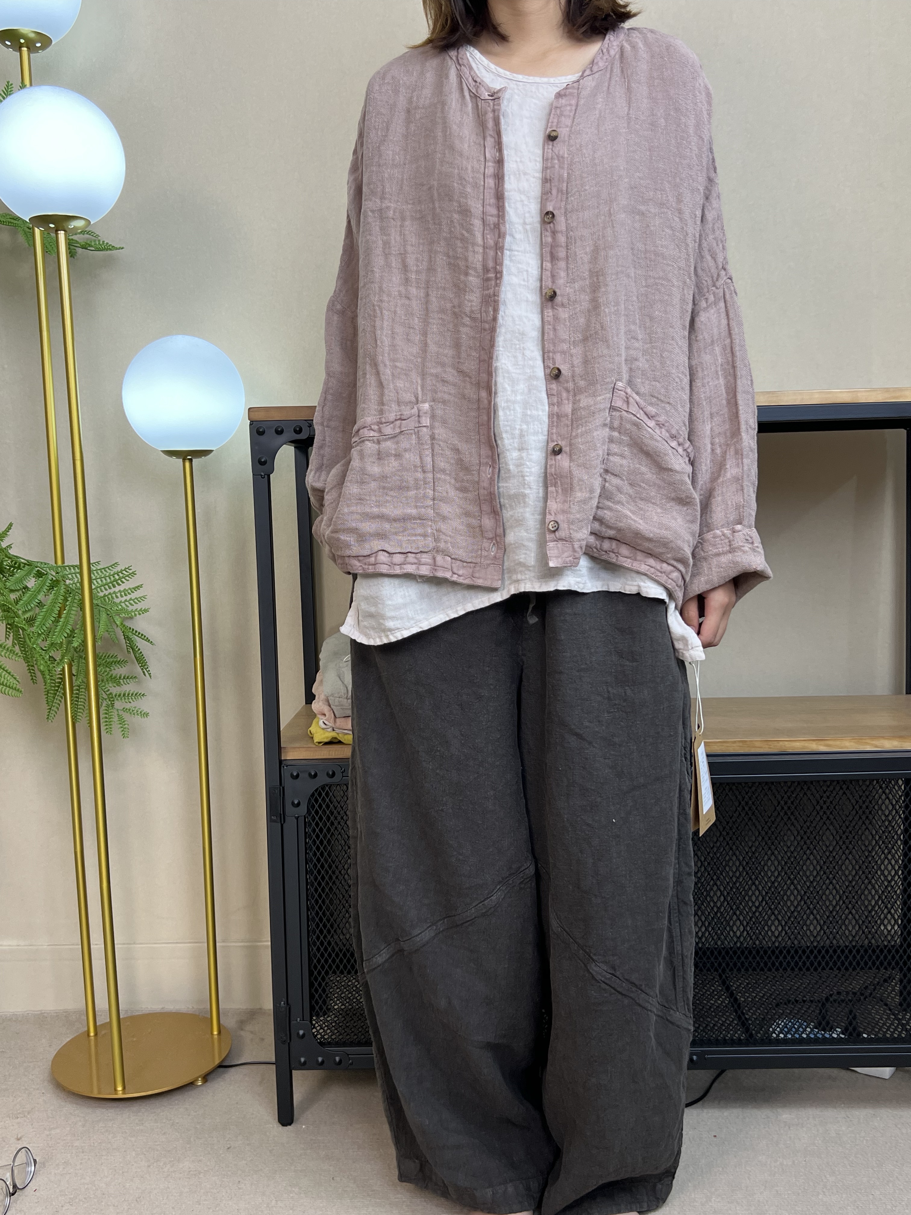3694  秋款休闲圆领亚麻粗麻双兜系扣开衫外套