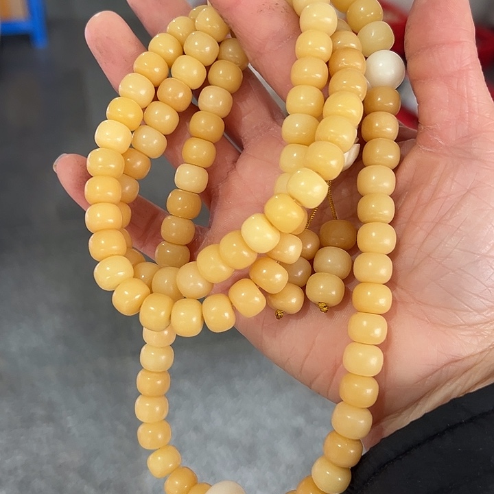 吊坠白玉菩提8×10桶珠金黄色108