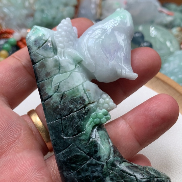 翡翠颈饰未镶嵌保真天然a货翡翠