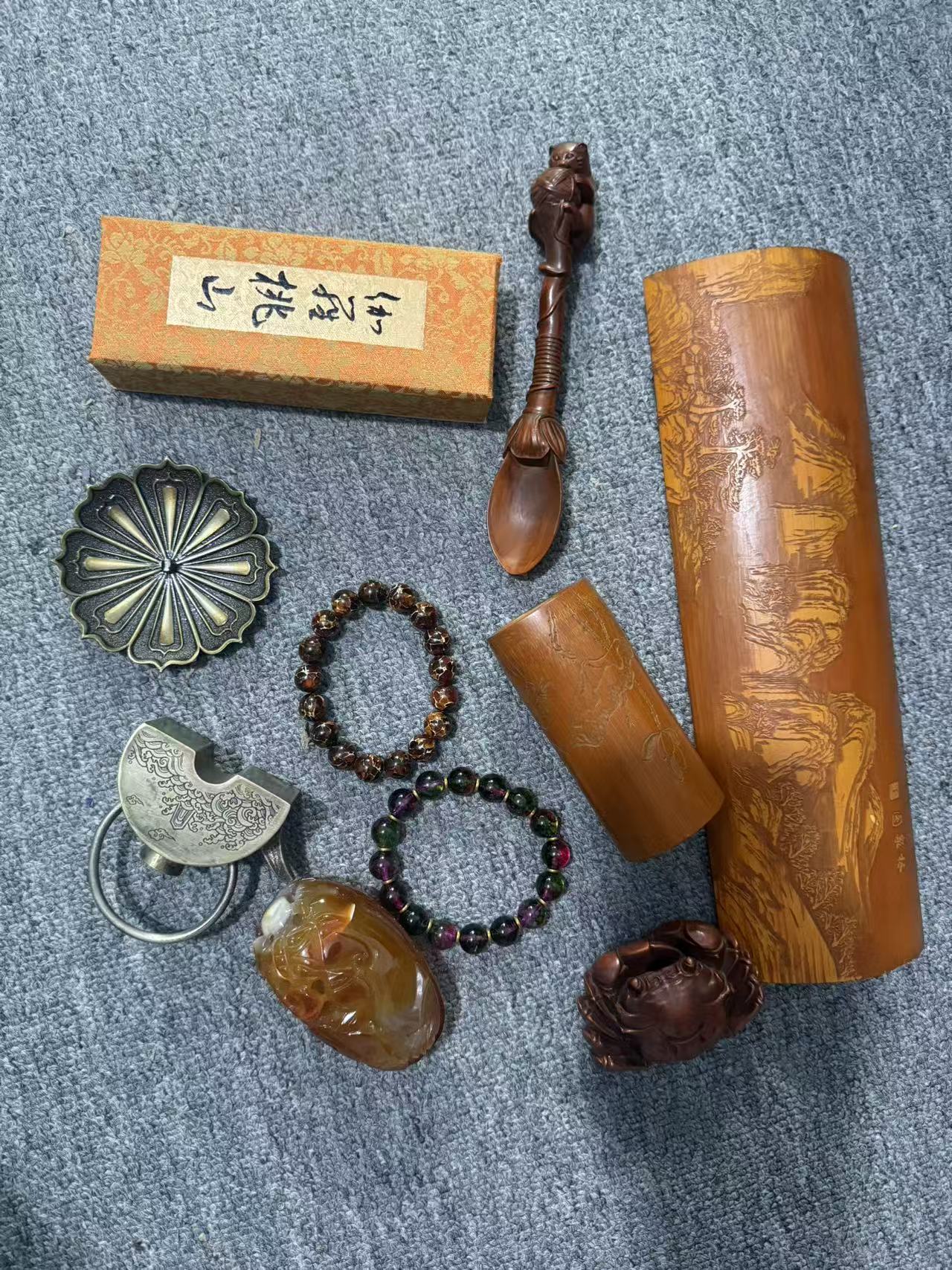 精致文玩中古手把件把玩男女通用2000-9999