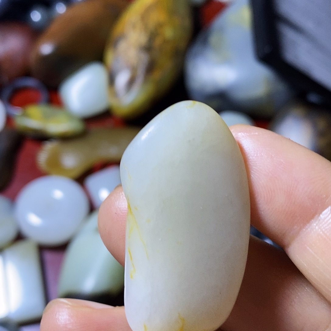 和田玉未镶嵌吊坠(不含链)