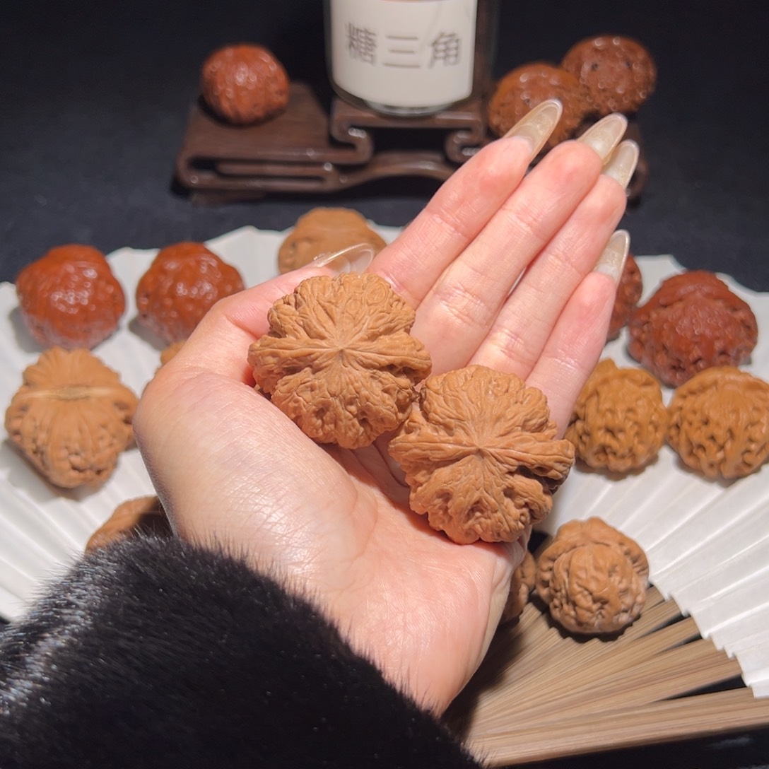 吊坠文玩核桃40粗筋