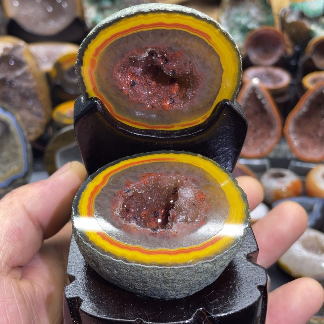 水晶大型摆件未镶嵌