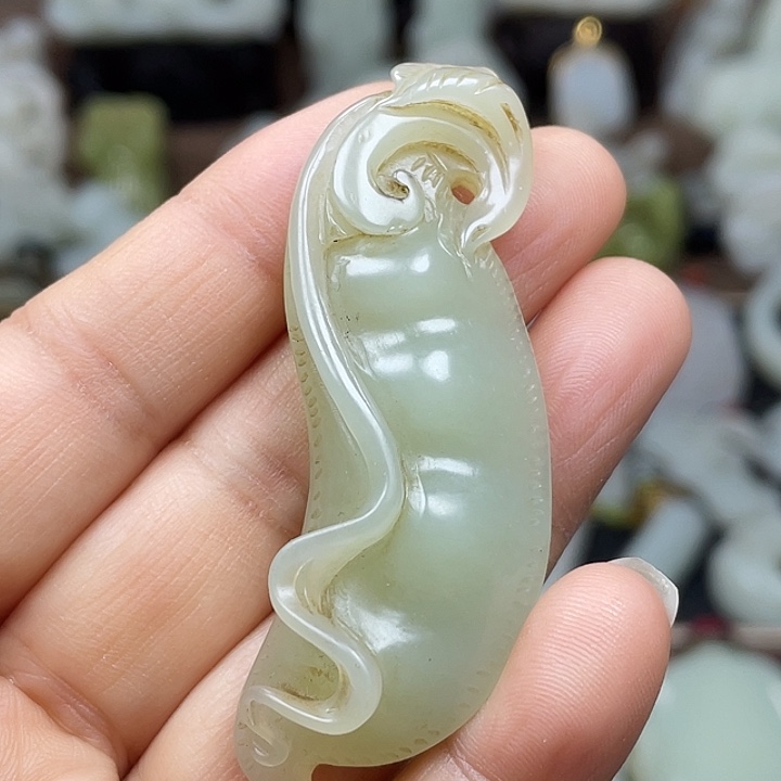 和田玉未镶嵌挂件