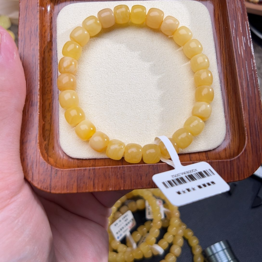 琥珀珠宝奇石未镶嵌琥珀珠宝奇石未镶嵌66