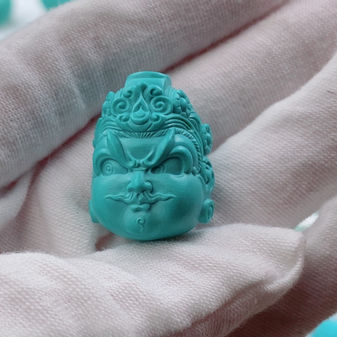 绿松石配饰未镶嵌