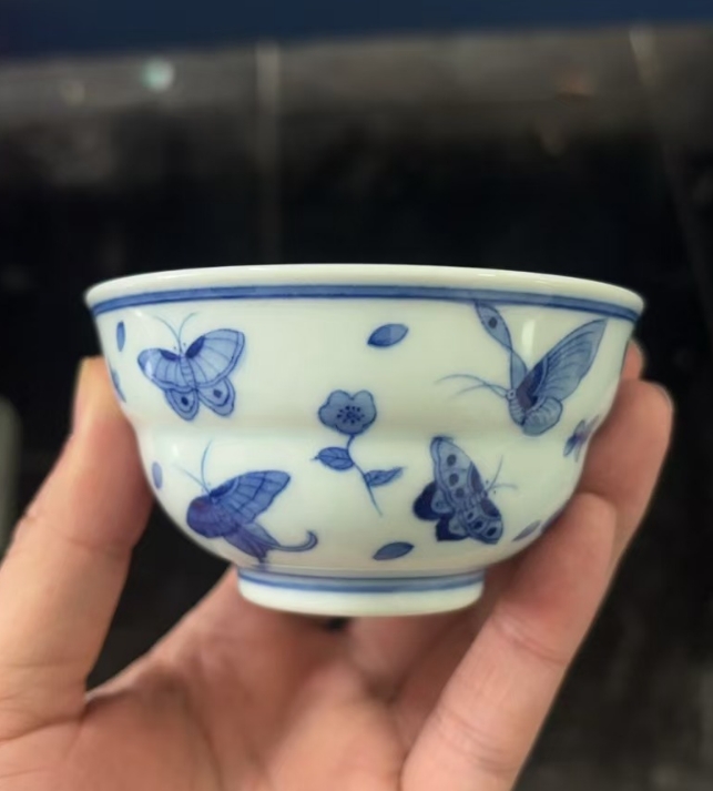 景德镇陶瓷供应链青花缠蝶恋花画片折腰杯74y