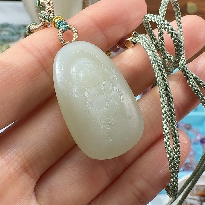 和田玉（糖玉）颈饰未镶嵌