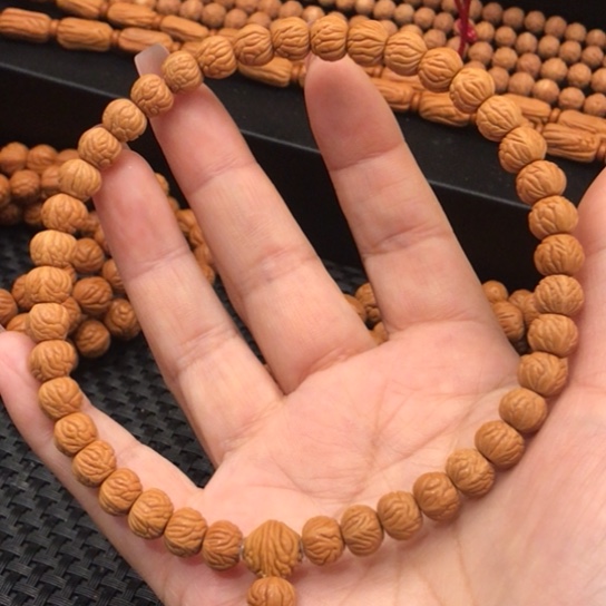 吊坠桃核小金豆09尺寸