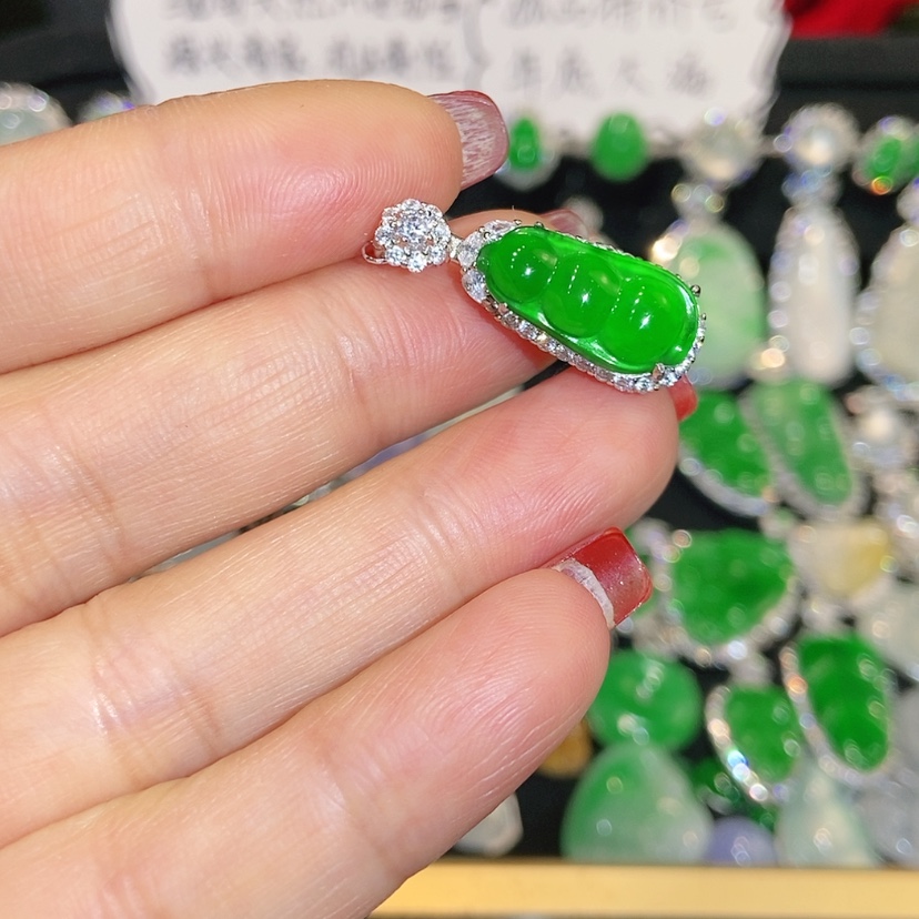 【闪购商品】颈饰未镶嵌翡翠天然翡翠