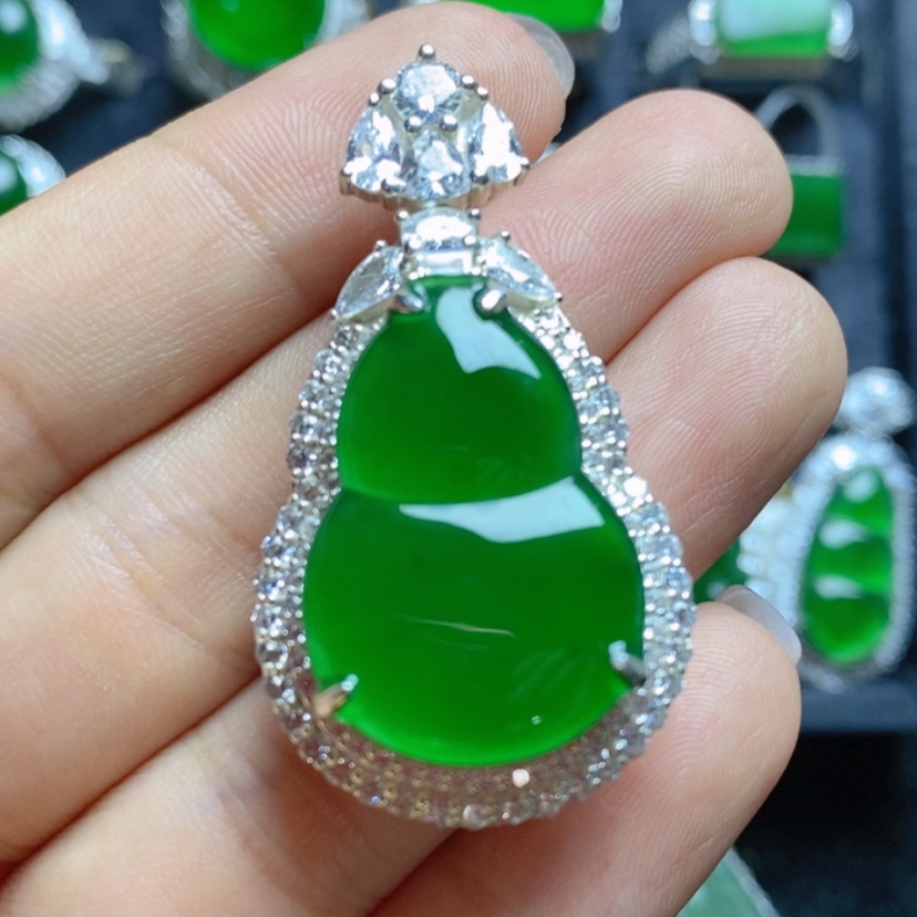 【闪购商品】翡翠挂件银S925镶嵌葫芦