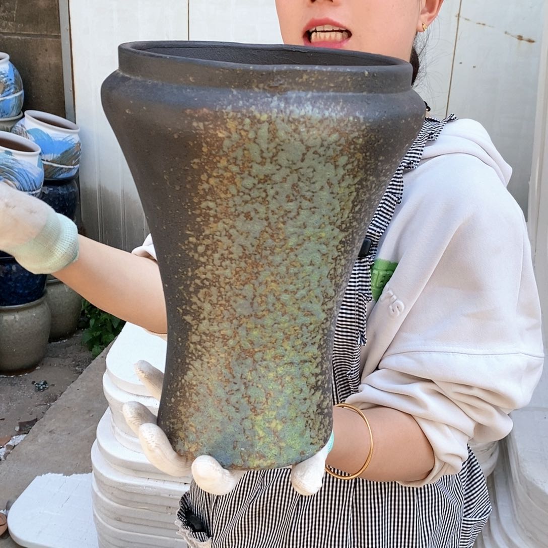 紫砂花盆瑕疵口18高27