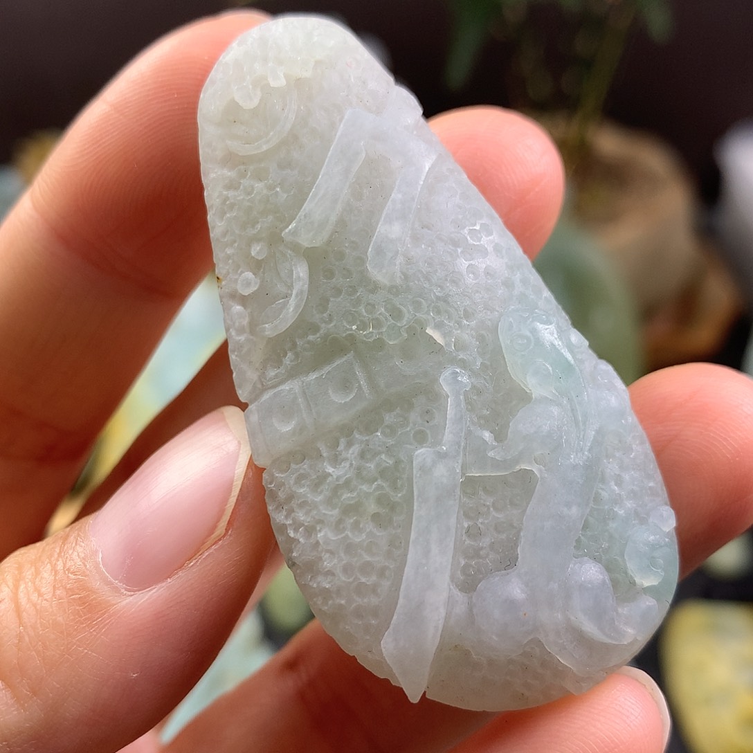 定制翡翠未镶嵌八破