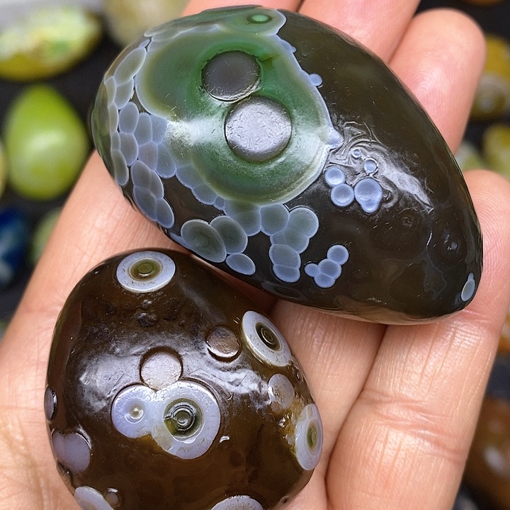 未镶嵌饰品玛瑙/玉髓灵**晶