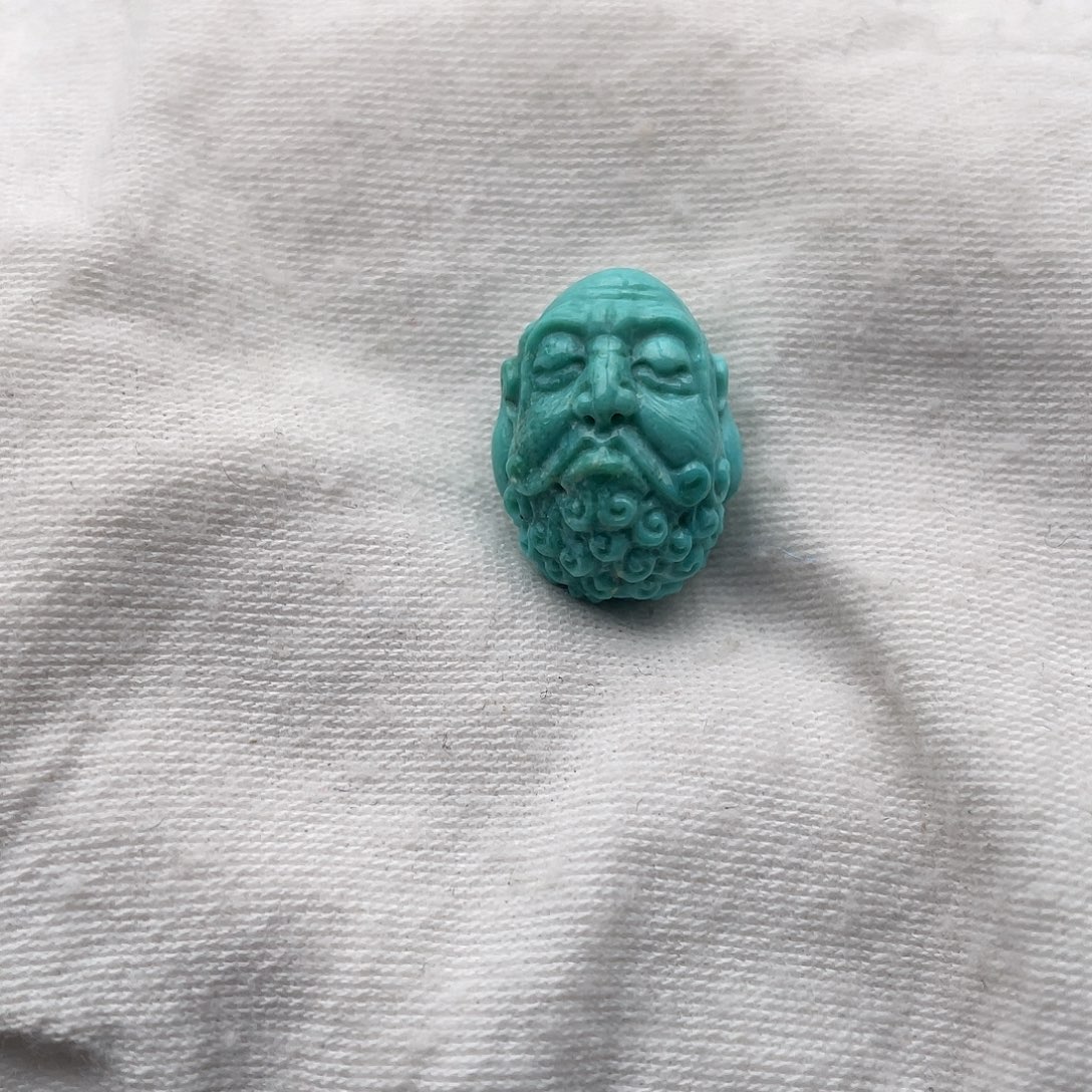 绿松石未镶嵌颈饰