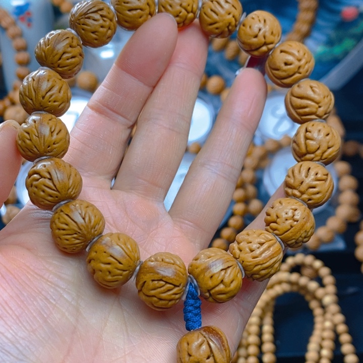 桃核手串1.55555555555